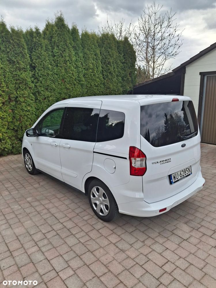 Ford Tourneo Courier 1.5 TDCi Trend - 22