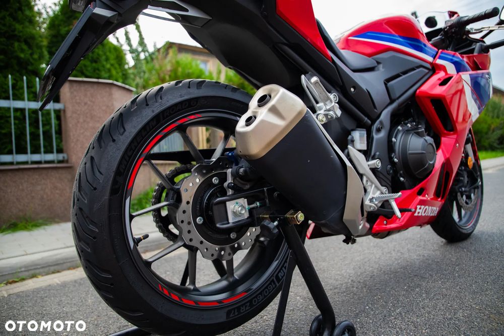 Honda CBR - 19