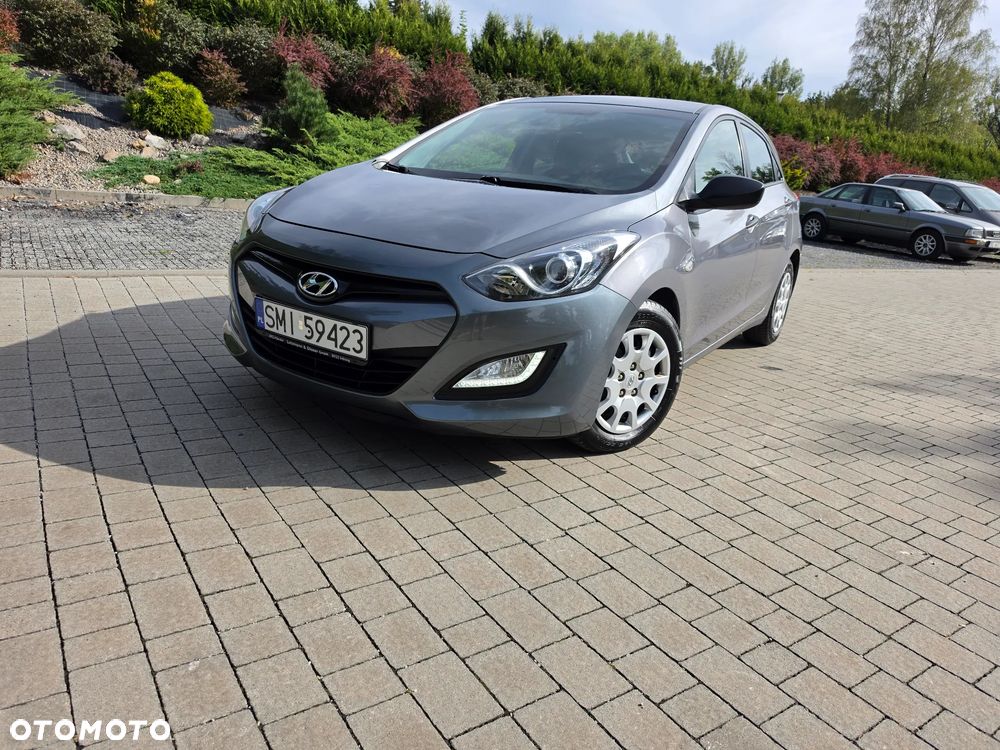 Hyundai i30 blue 1.4 Classic - 24