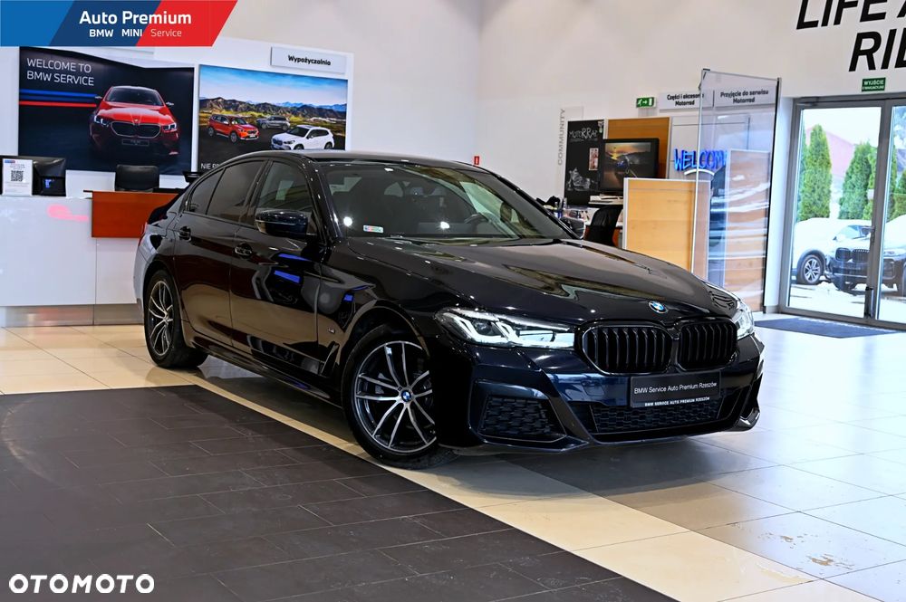 BMW Seria 5 520d xDrive - 1