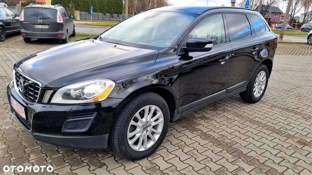 Volvo XC 60 D3 Momentum - 10