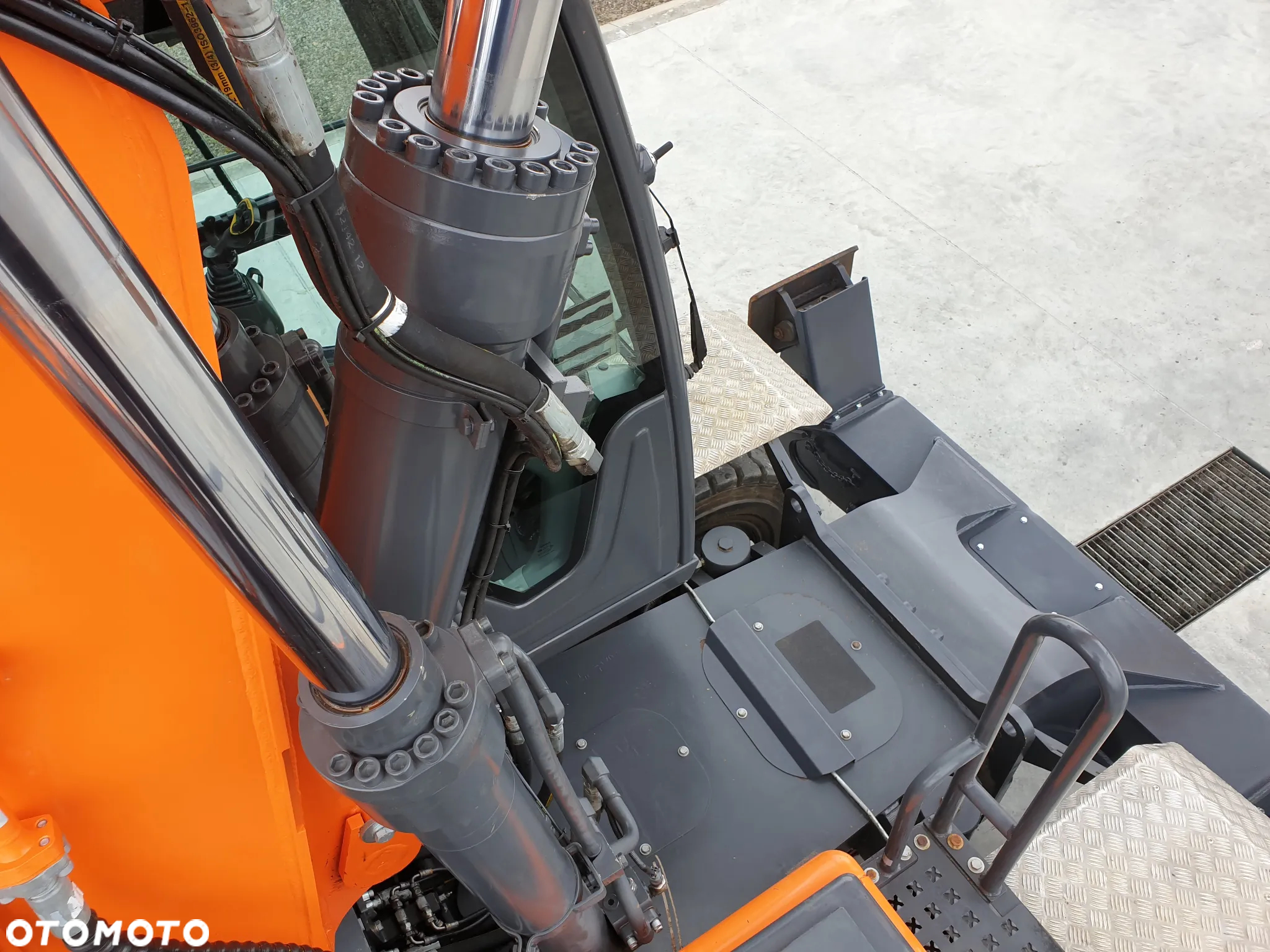 Doosan DX 170 W SPROWADZONY/ROTOTILT PIĘKNY STAN - 31