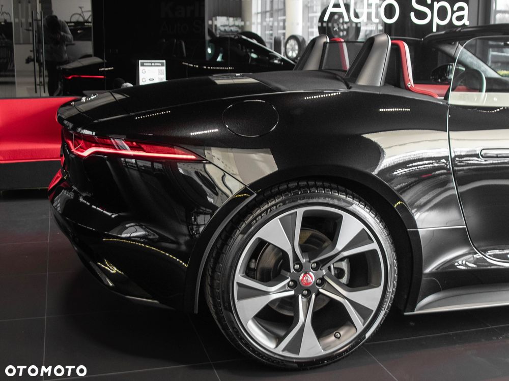 Jaguar F-Type 2.0 Turbo First Edition - 12