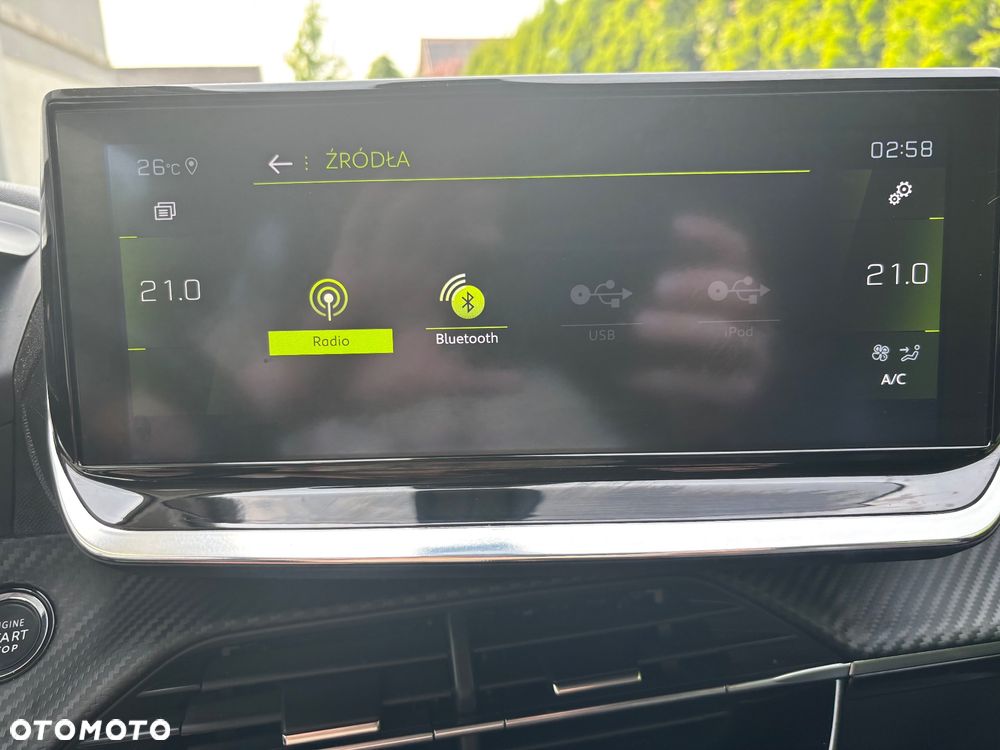 Peugeot 2008 1.2 PureTech Active S&S EAT8 - 15