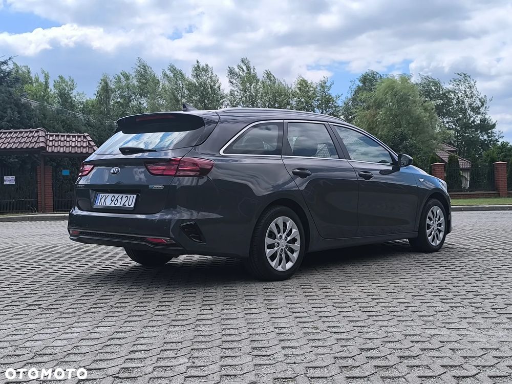 Kia Ceed 1.6 CRDi (48V Mild-Hybrid) Spirit - 6