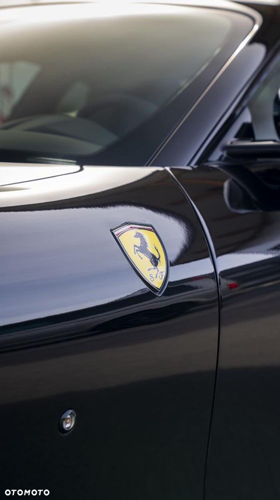 Ferrari Roma - 16