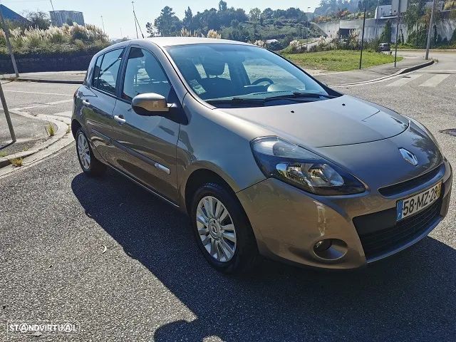 Renault Clio 1.2 16V Confort - 3