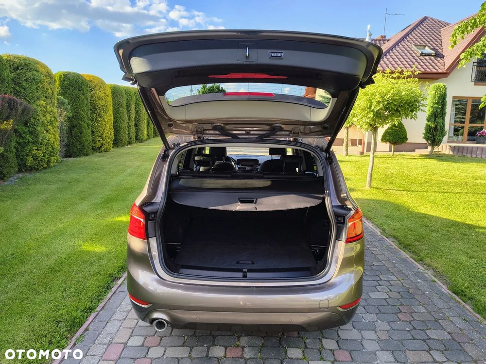 BMW Seria 2 216d GT - 16