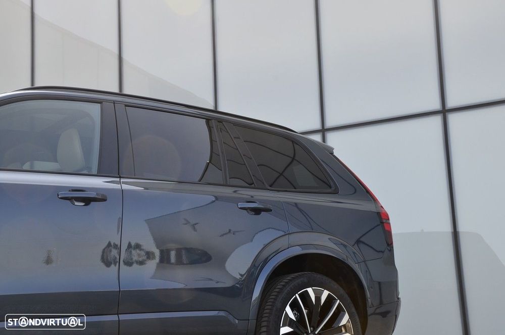 Volvo XC 90 2.0 T8 PHEV Plus Dark AWD - 43