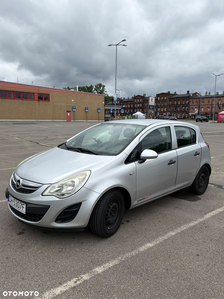 Opel Corsa 1.2 16V Essentia - 1