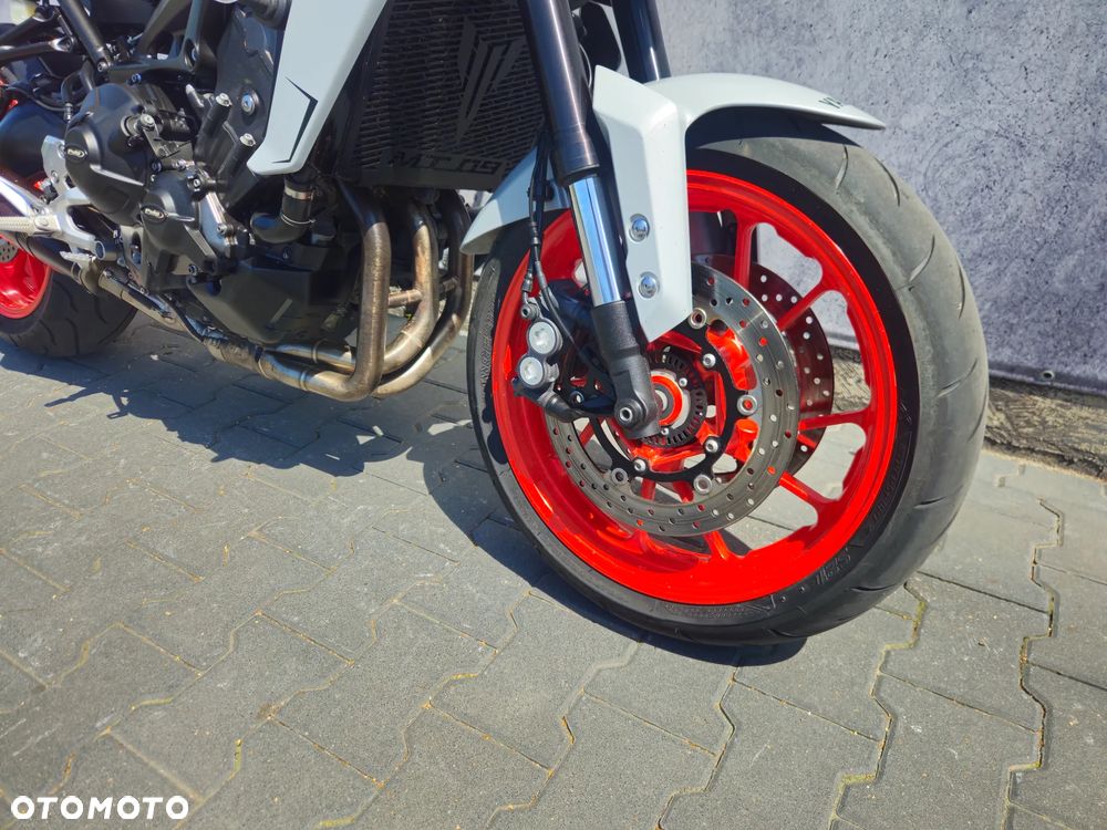 Yamaha MT - 10