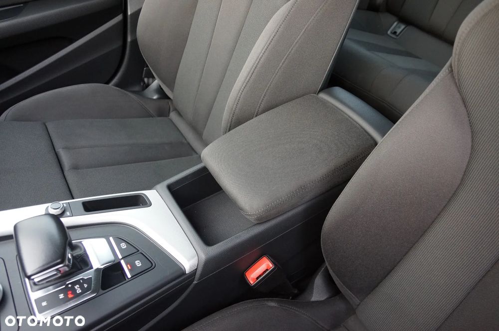 Audi A4 Allroad 2.0 TDI Quattro S tronic - 23