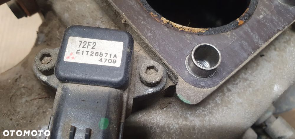 Kolektor ssący Suzuki Liana 1.6 16V E1T26571A - 8