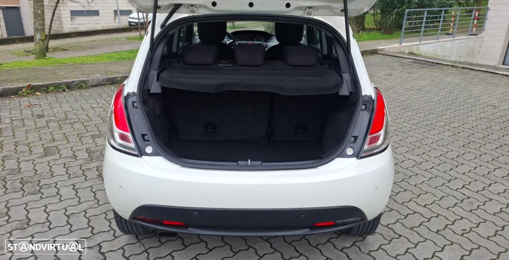 Lancia Ypsilon 1.3 M-jet S&S Urban - 7