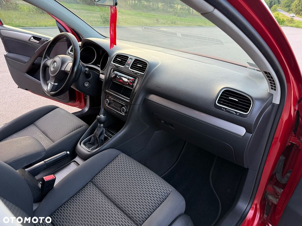 Volkswagen Golf 1.6 TDI BlueMot Comfortline - 19
