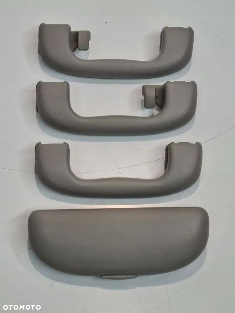 RĄCZKA UCHWYT PODSUFITKI LEWY TYŁ CHEVROLET CRUZE - 2