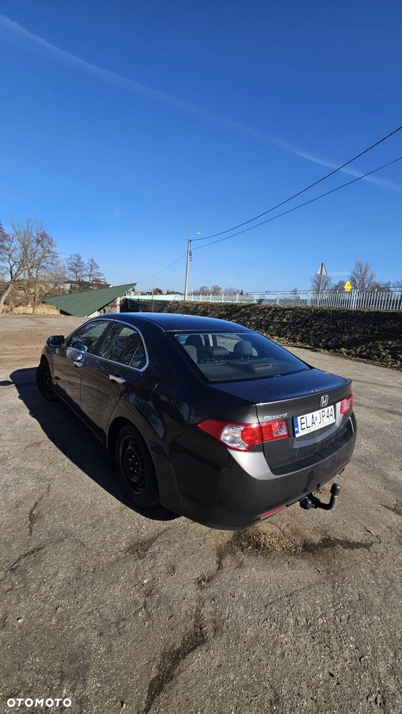 Honda Accord 2.0 Executive Nav - 5