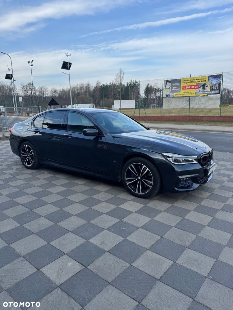 BMW Seria 7 - 18