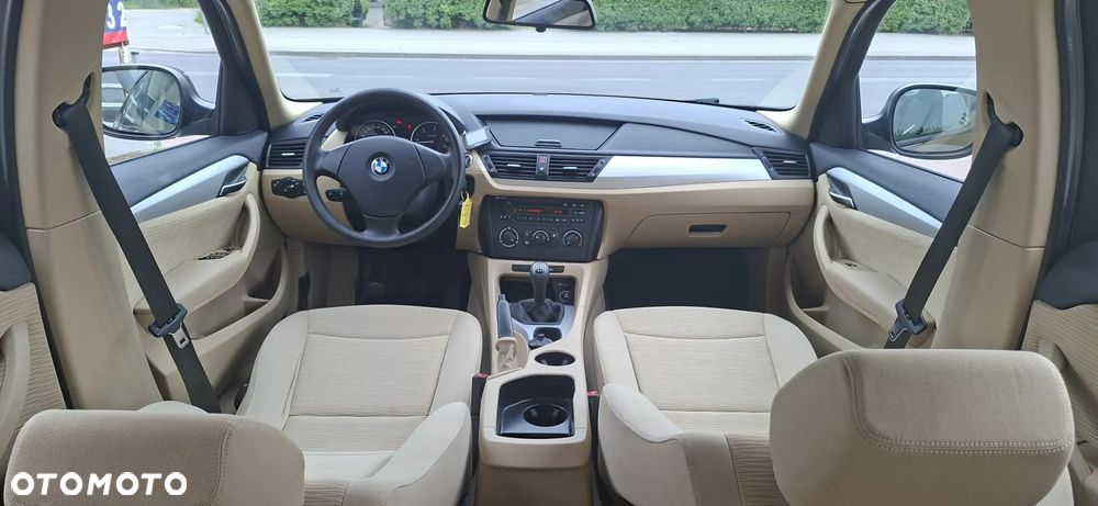 BMW X1 sDrive20d - 10