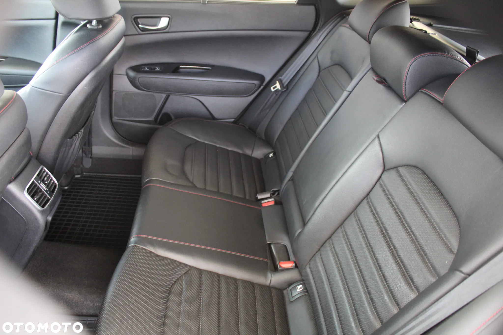 Kia Optima 1.6 T-GDI GT Line DCT - 12