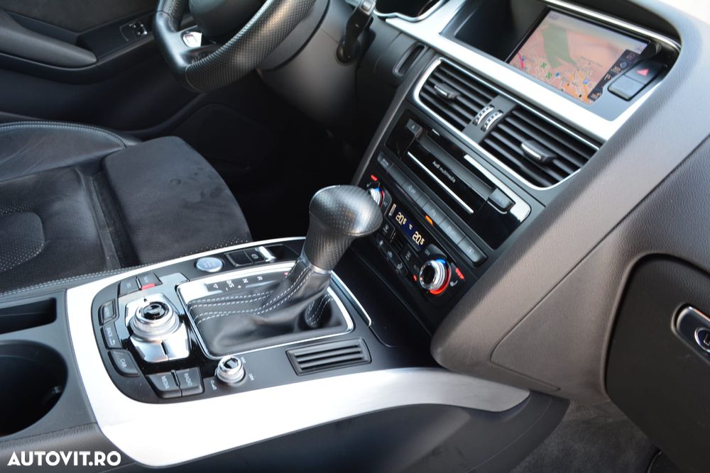 Audi A5 2.0 TDI quattro Stronic - 11