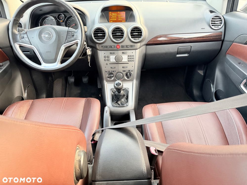 Opel Antara - 11
