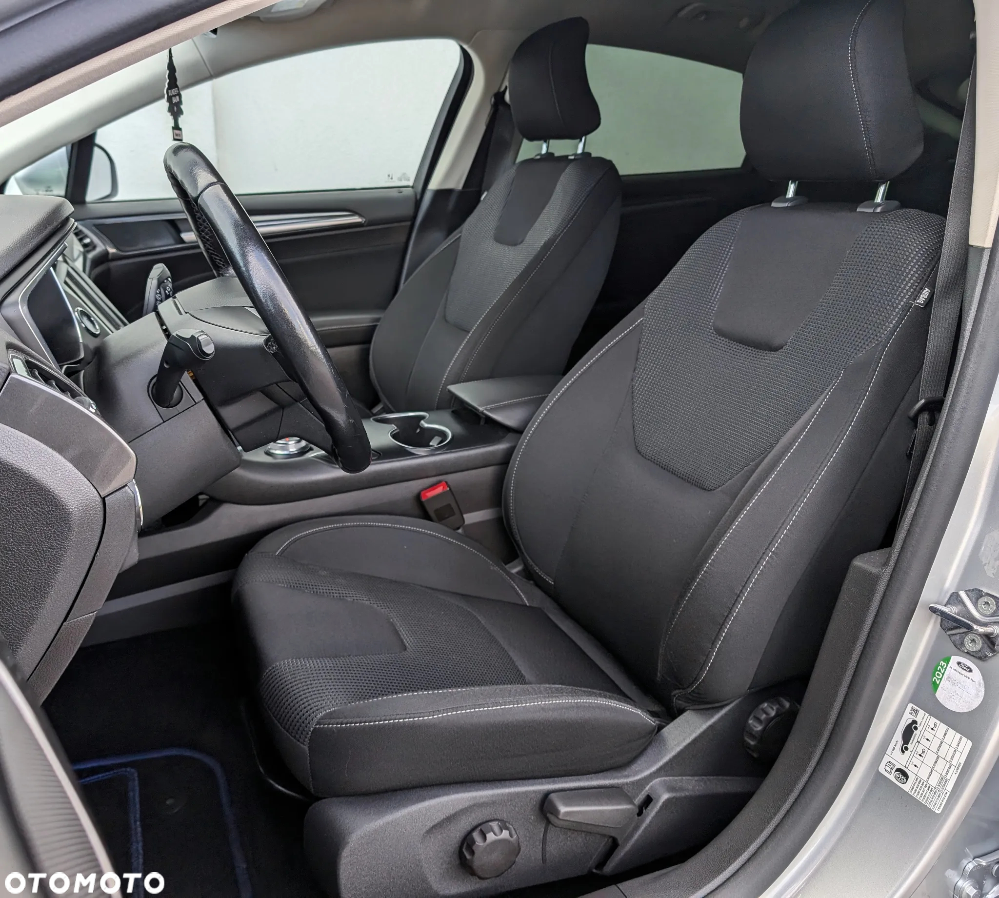 Ford Mondeo 2.0 EcoBlue Executive Plus - 16