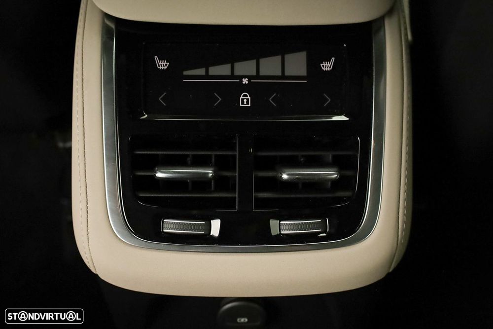 Volvo XC 90 2.0 T8 PHEV Plus Bright AWD - 23