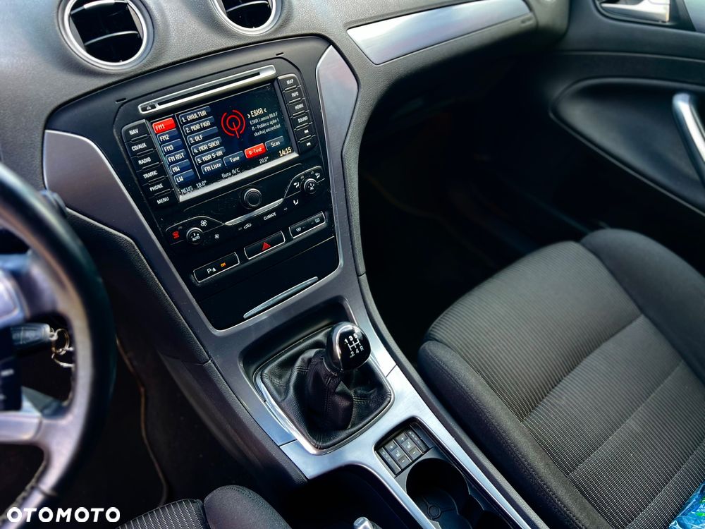 Ford Mondeo 2.0 Titanium - 21