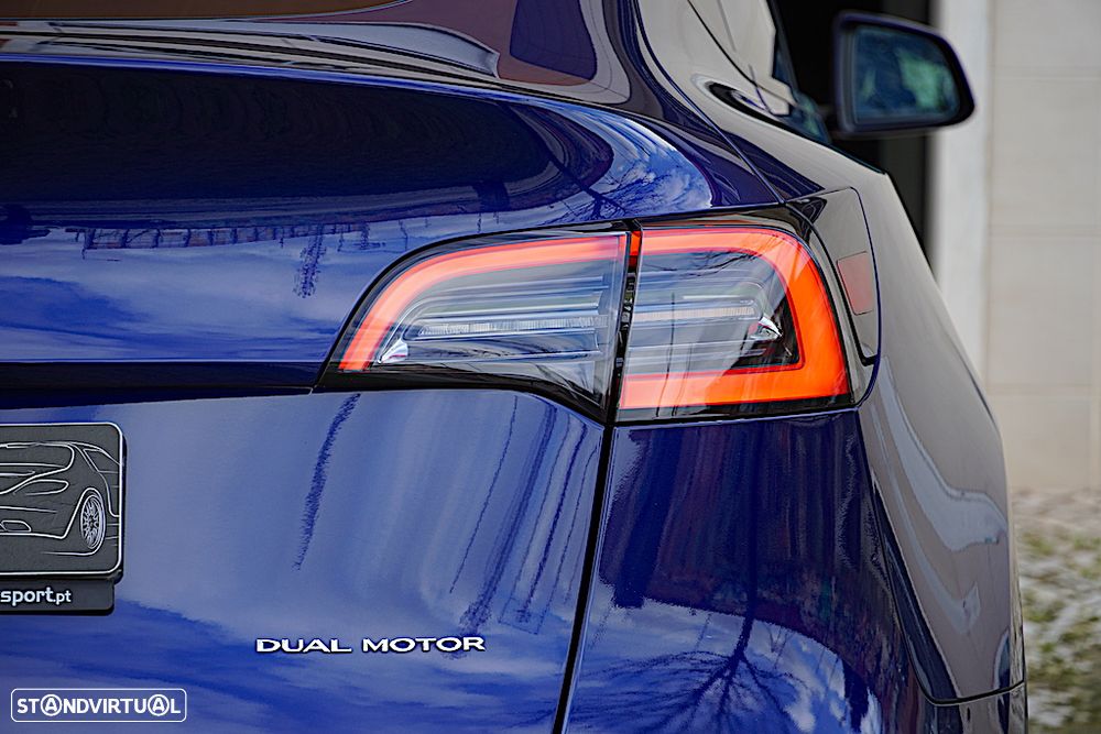 Tesla Model Y Long Range Tração Integral - 11