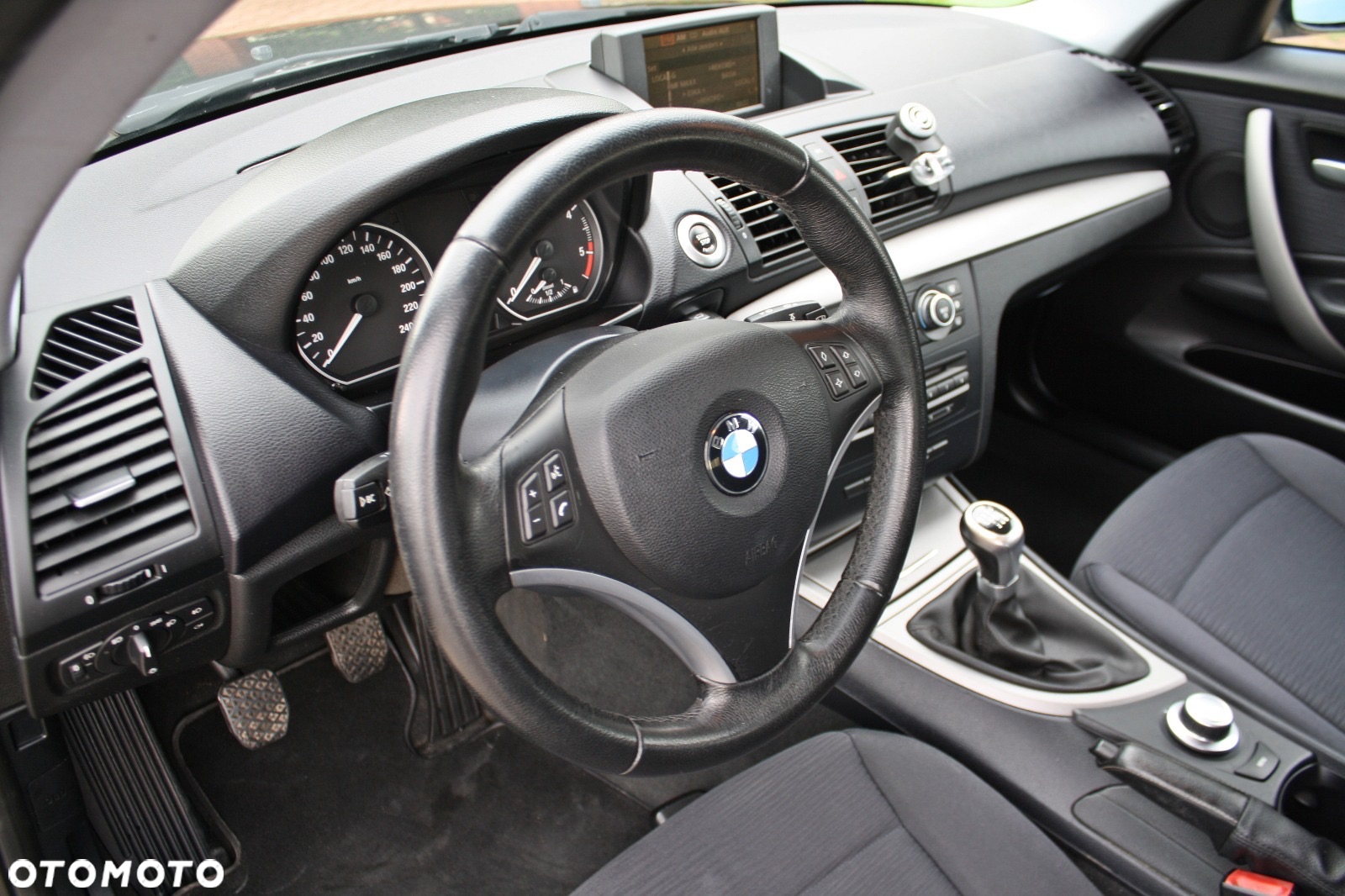 BMW Seria 1 118d DPF Edition Sport - 18