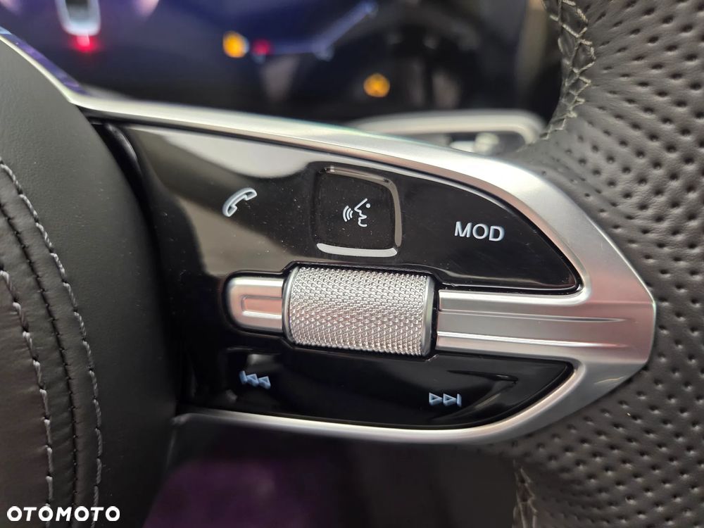 Hongqi H9 2.0T Deluxe - 19