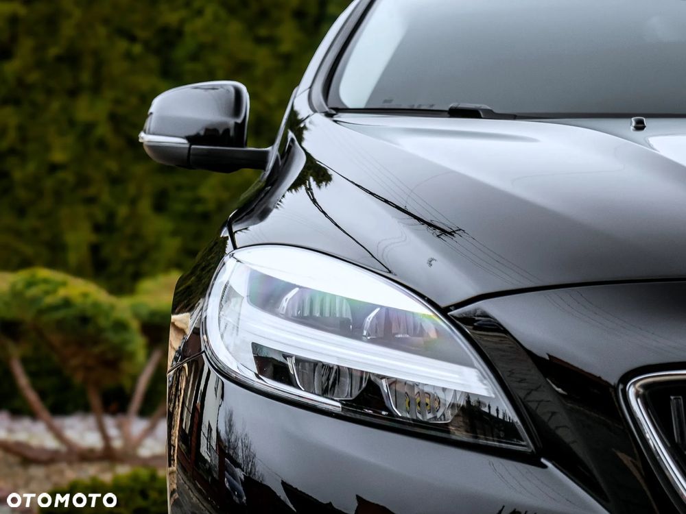 Volvo V40 D2 Geartronic - 32