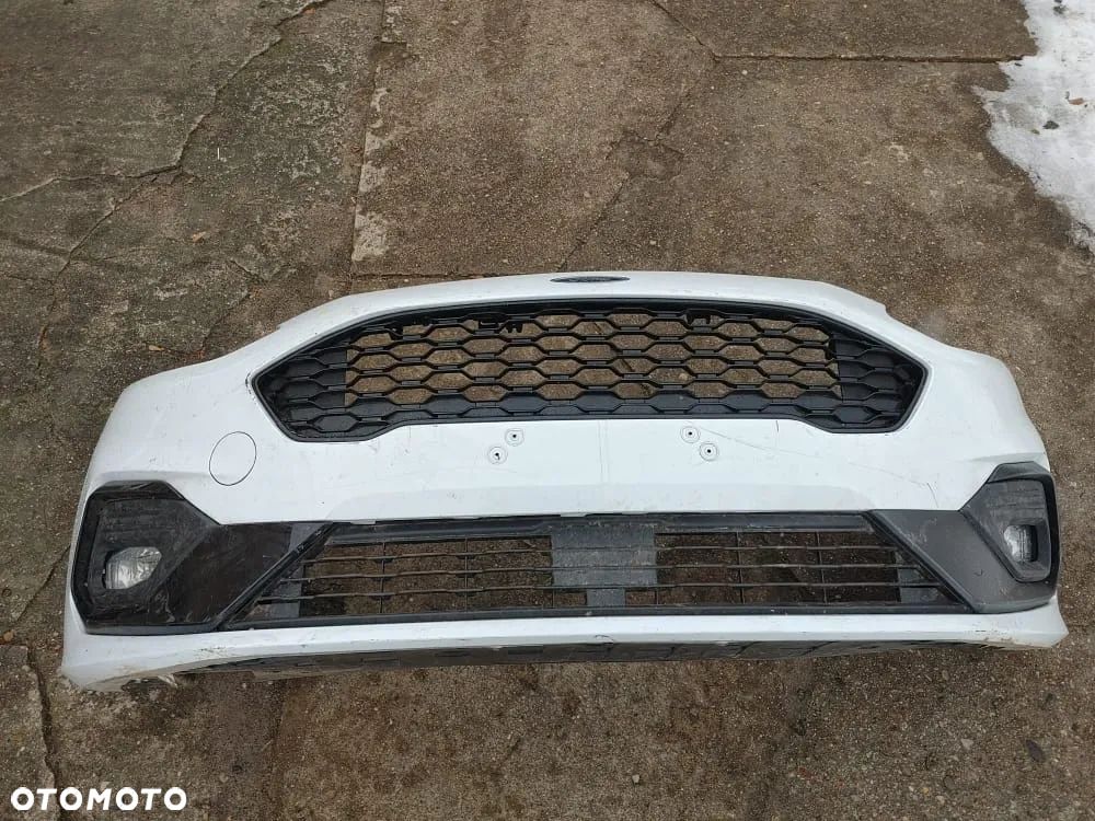 Ford Fiesta Mk8 ST-Line 17r- zderzak maska lampy pas - 1
