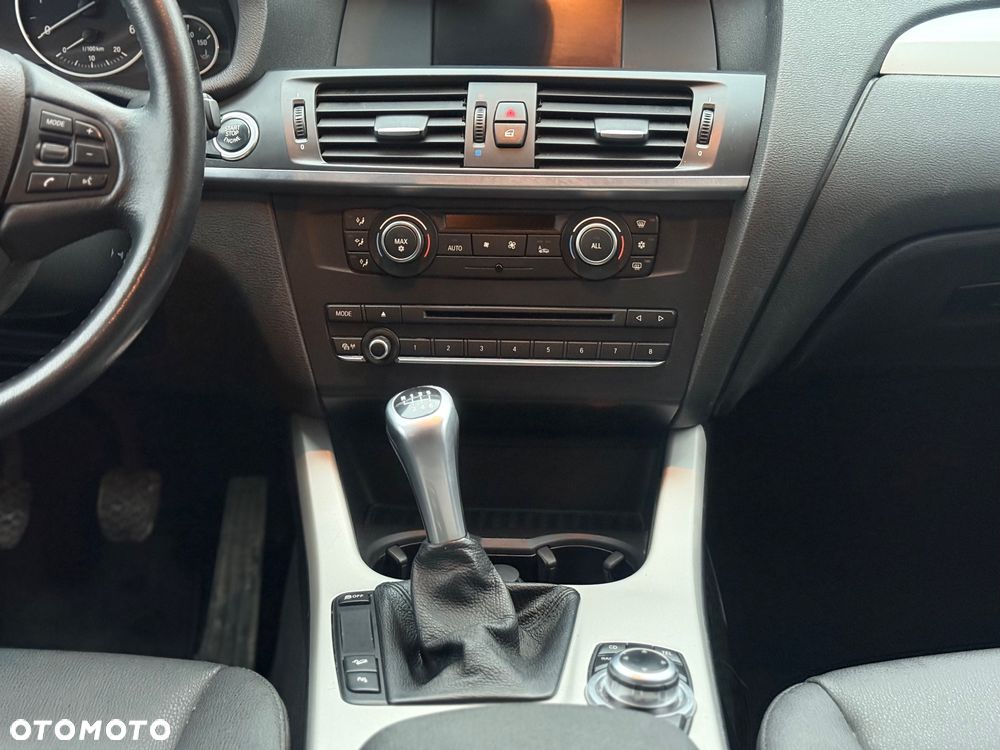 BMW X3 2.0d - 27