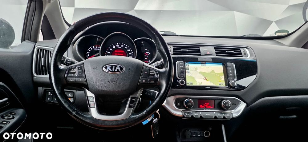 Kia Rio 1.4 Dream Team Edition - 19