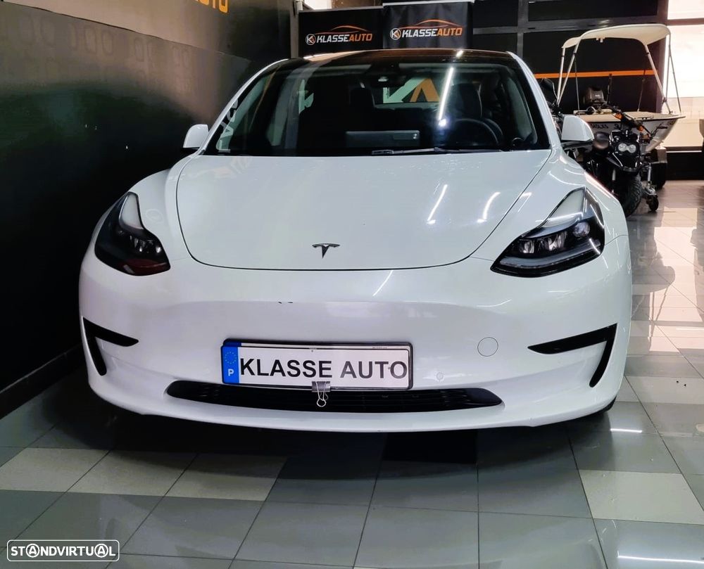 Tesla Model 3 Standard Range Plus RWD - 3