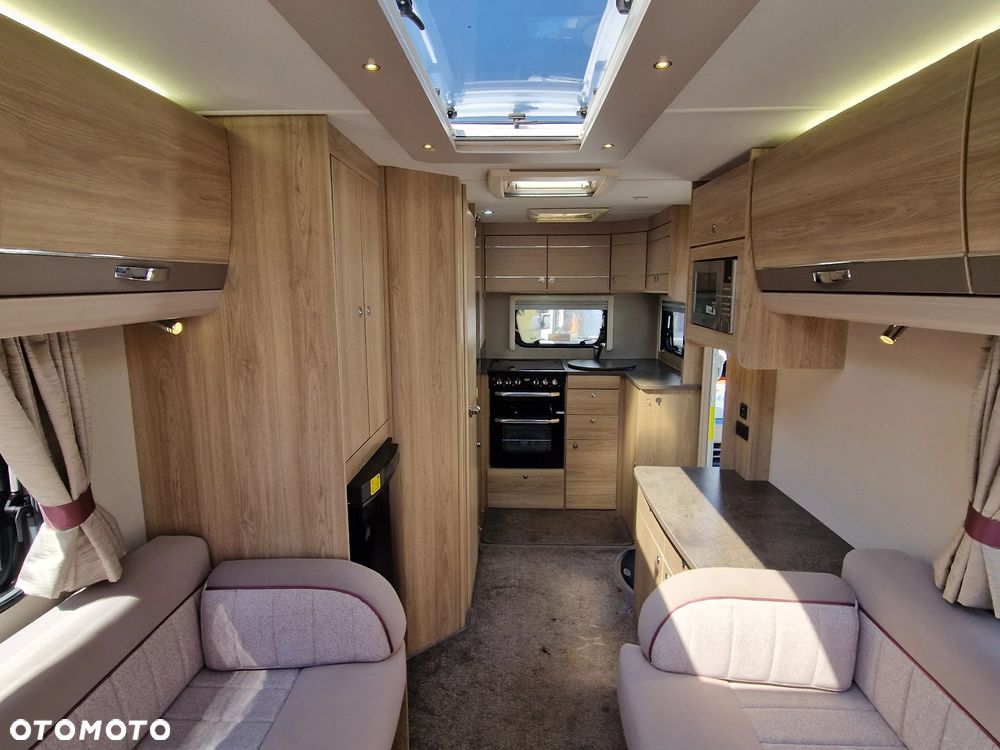 Elddis Xplore 304 - 12