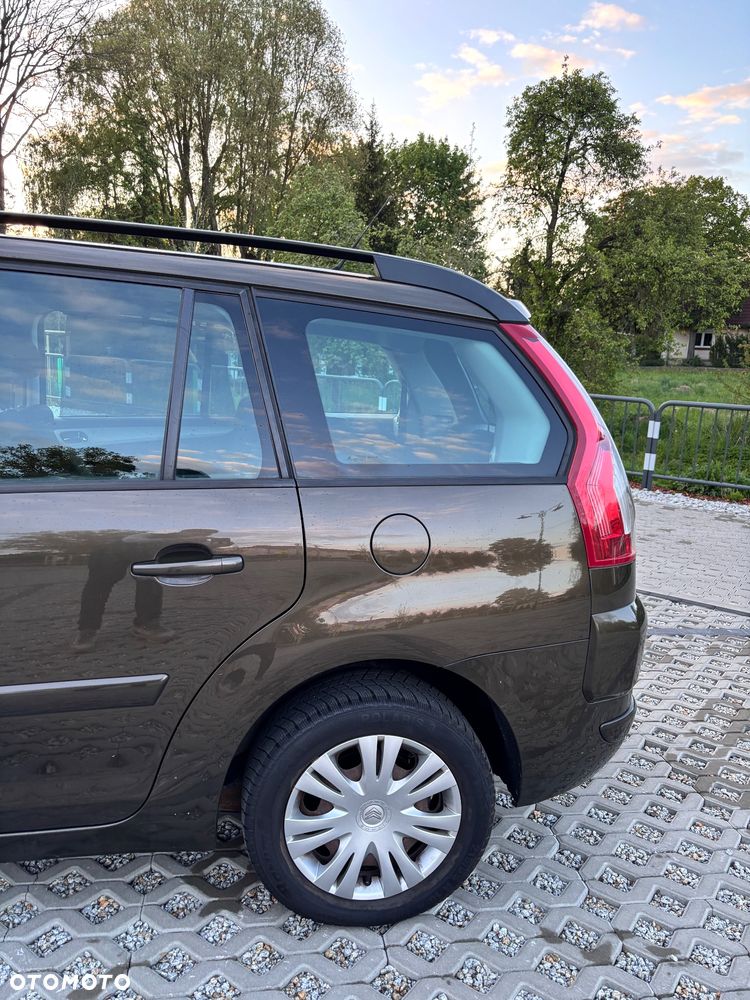Citroën C4 Picasso - 11