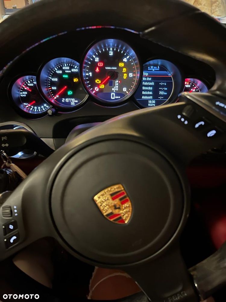Porsche Cayenne - 17