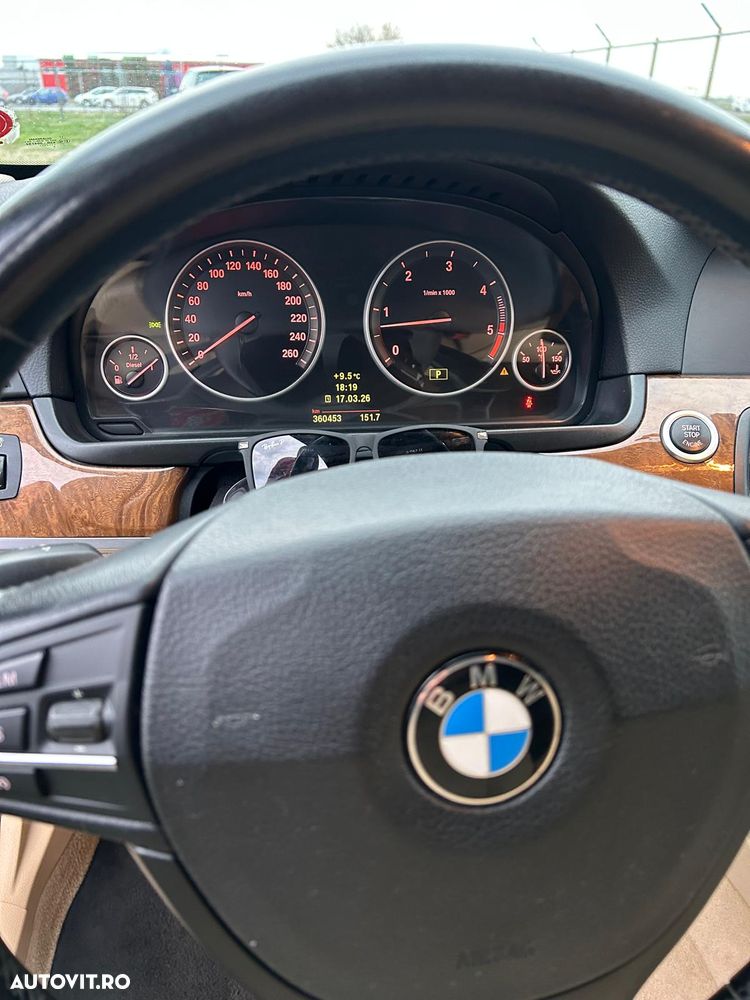BMW Seria 5 525d Aut. - 8