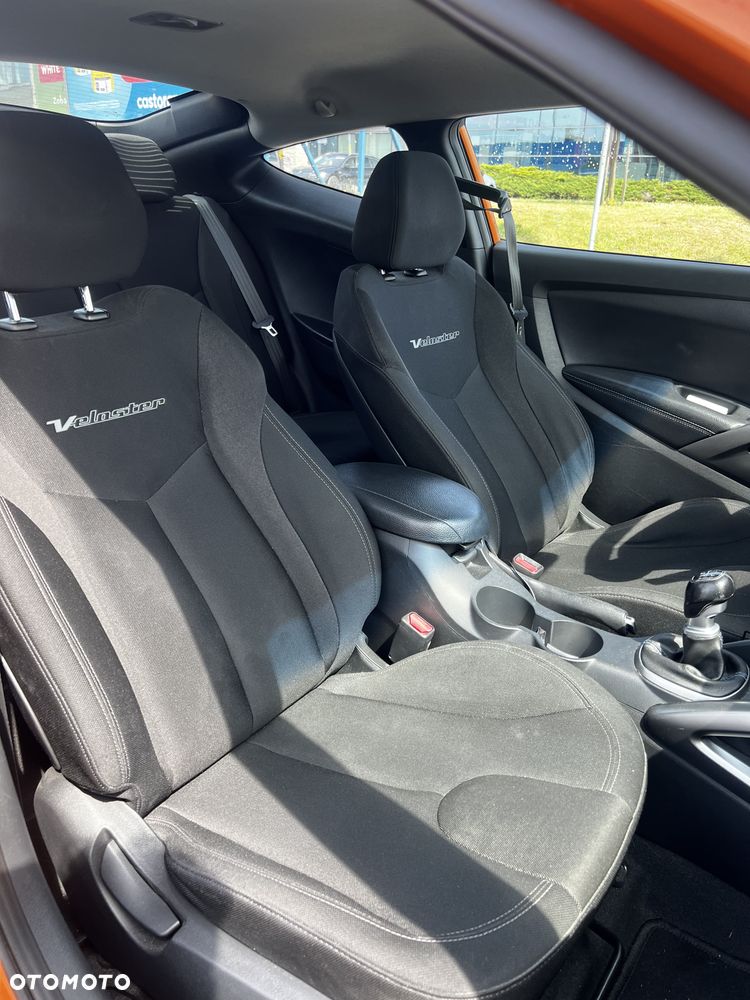 Hyundai Veloster 1.6 GDI Comfort - 20