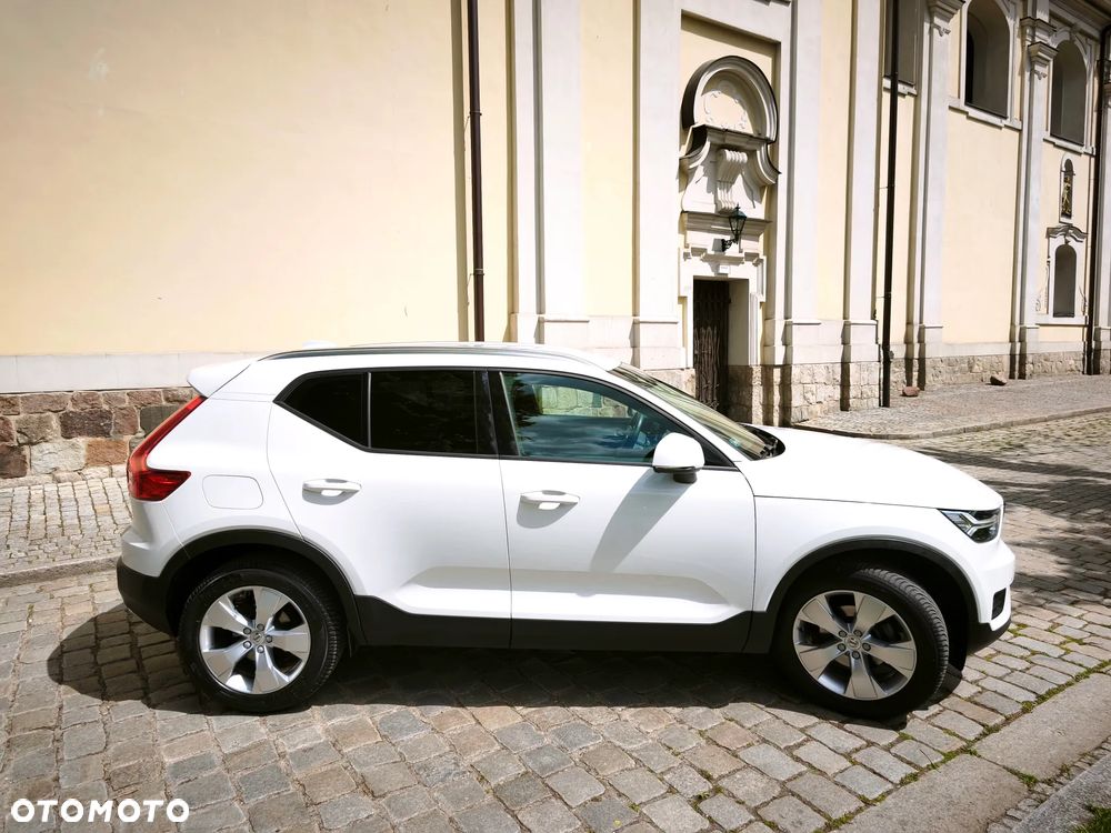 Volvo XC 40 T3 Momentum - 31