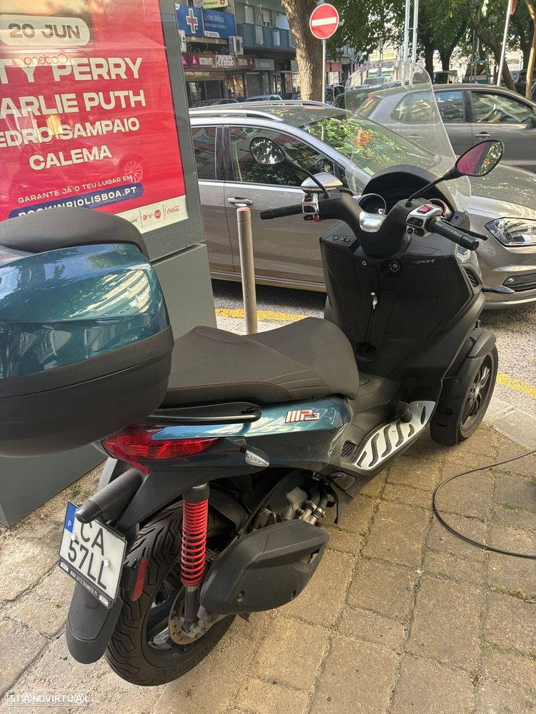 Piaggio MP3 Sport - 2