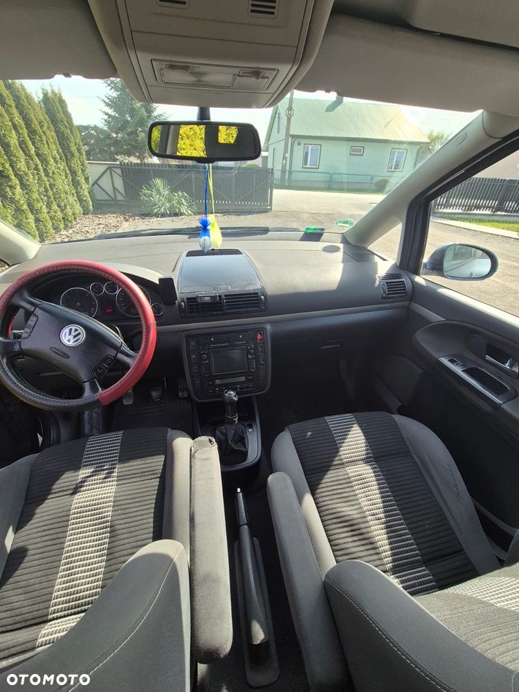 Volkswagen Sharan 2.0 TDI Highline - 9