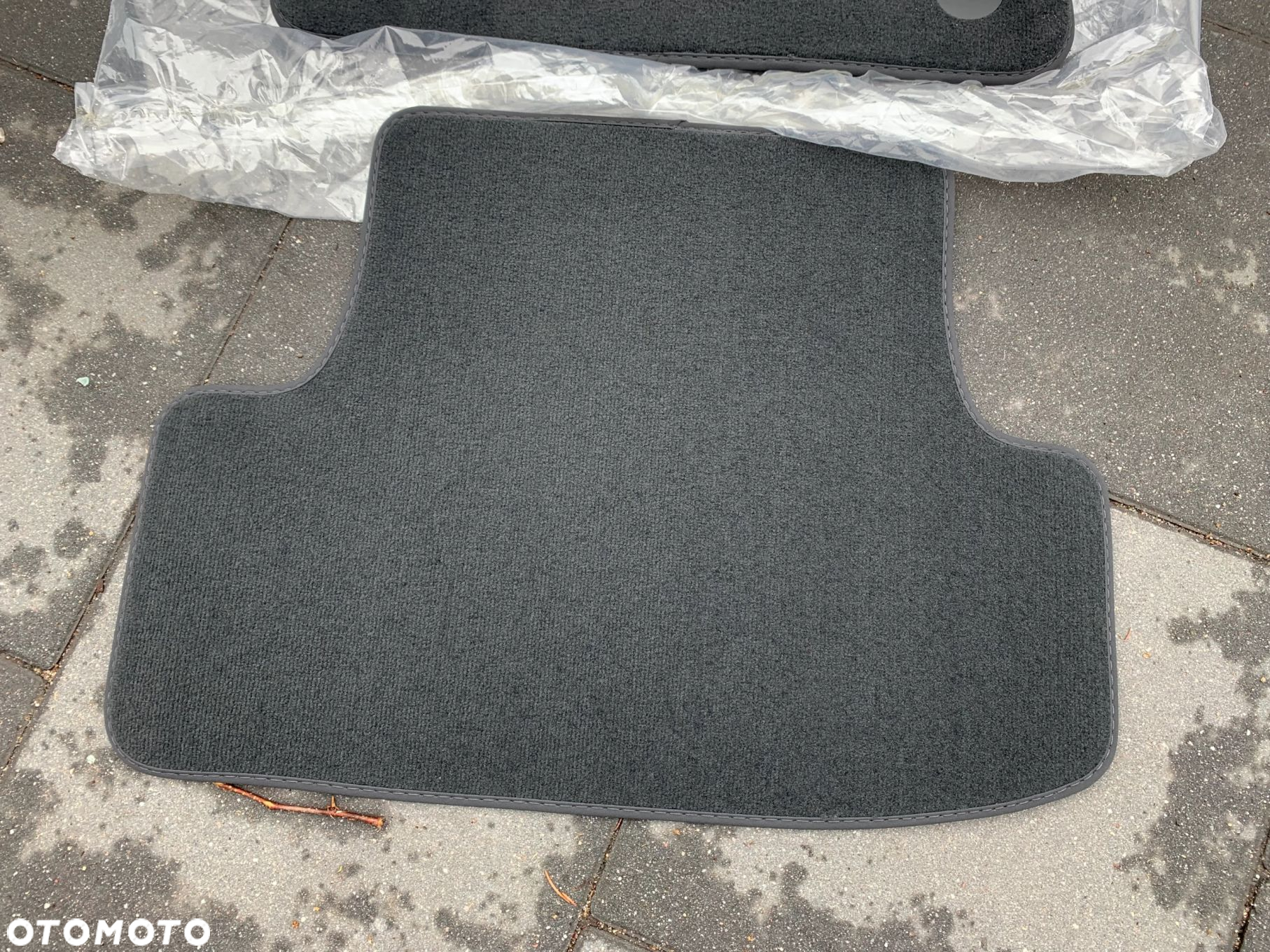 DYWANIKI WELUROWE AUDI Q2 81A JAK NOWE KOMPLET UK - 5
