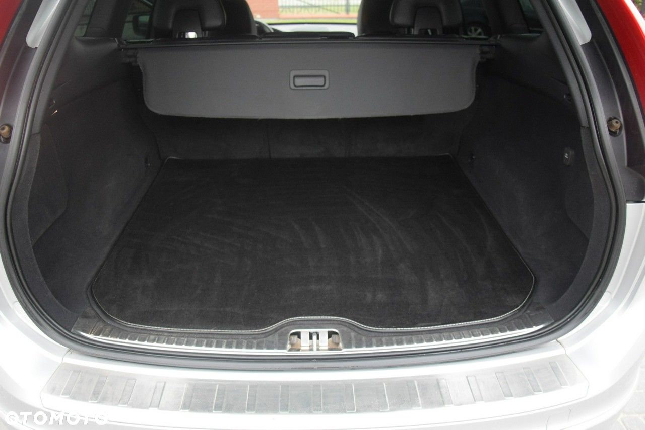 Volvo XC 60 D3 Drive-E Kinetic - 21