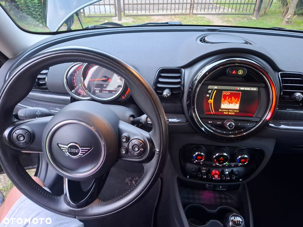 MINI Clubman - 12