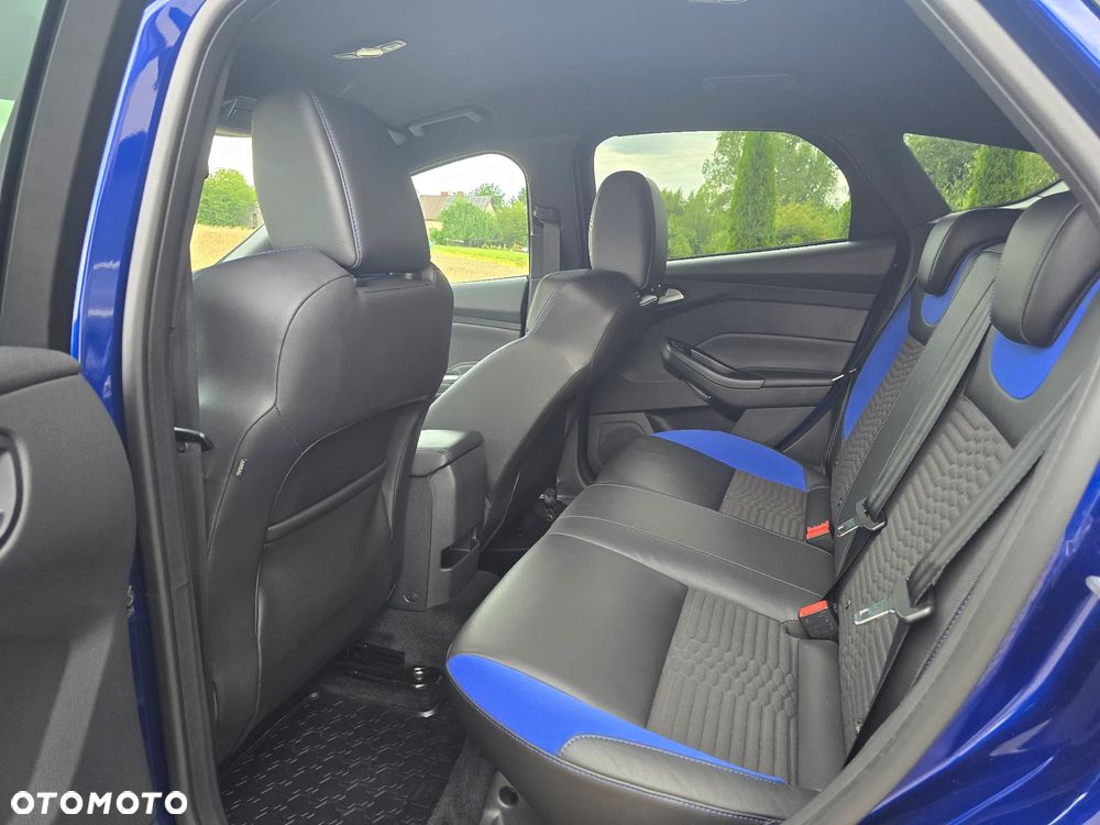 Ford Focus 2.0 EcoBoost ST mit Leder-Exclusiv-Paket - 28