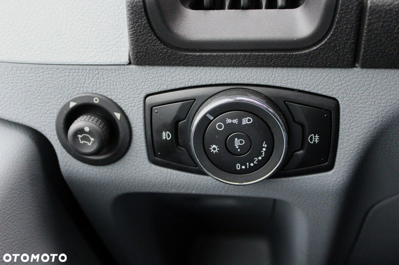Ford Transit - 16